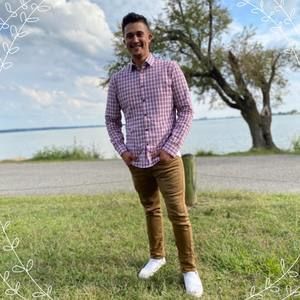 Meet your Posher, Nickolas